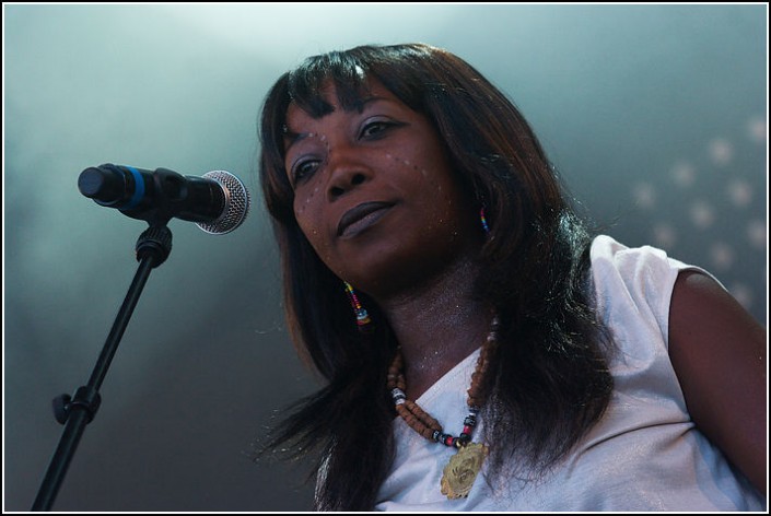 Zara Moussa &#8211; Festival Les Vieilles Charrues 2012