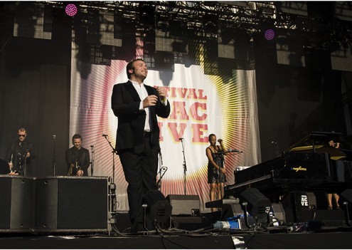 Raphael Gualazzi &#8211; Festival FnacLive 2013 (Paris)