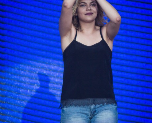 Louane &#8211; Festival des Vieilles Charrues 2016