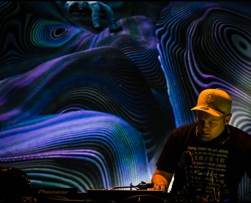DJ Shadow &#8211; Elysee Montmartre (Paris)